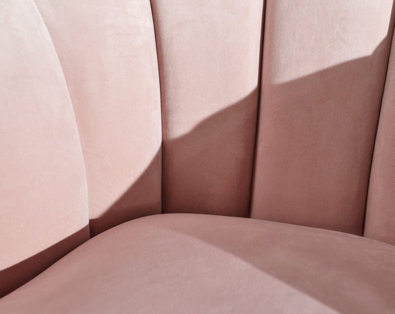 GFW Chair Pettine Chair Blush Pink Bed Kings
