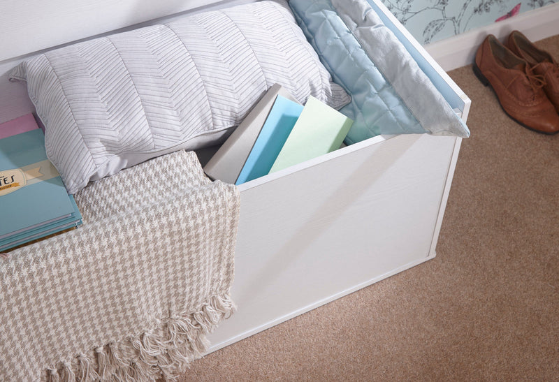 GFW Storage Ottoman Panama Ottoman Storage Box White Bed Kings
